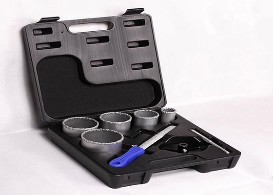 وشهدت قطع حفر حفرة محدد 55MM